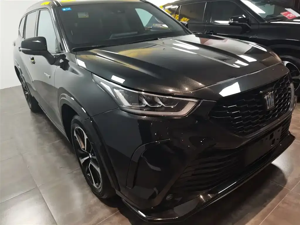 Toyota Crown Kluger 2022 из CN, фото 5