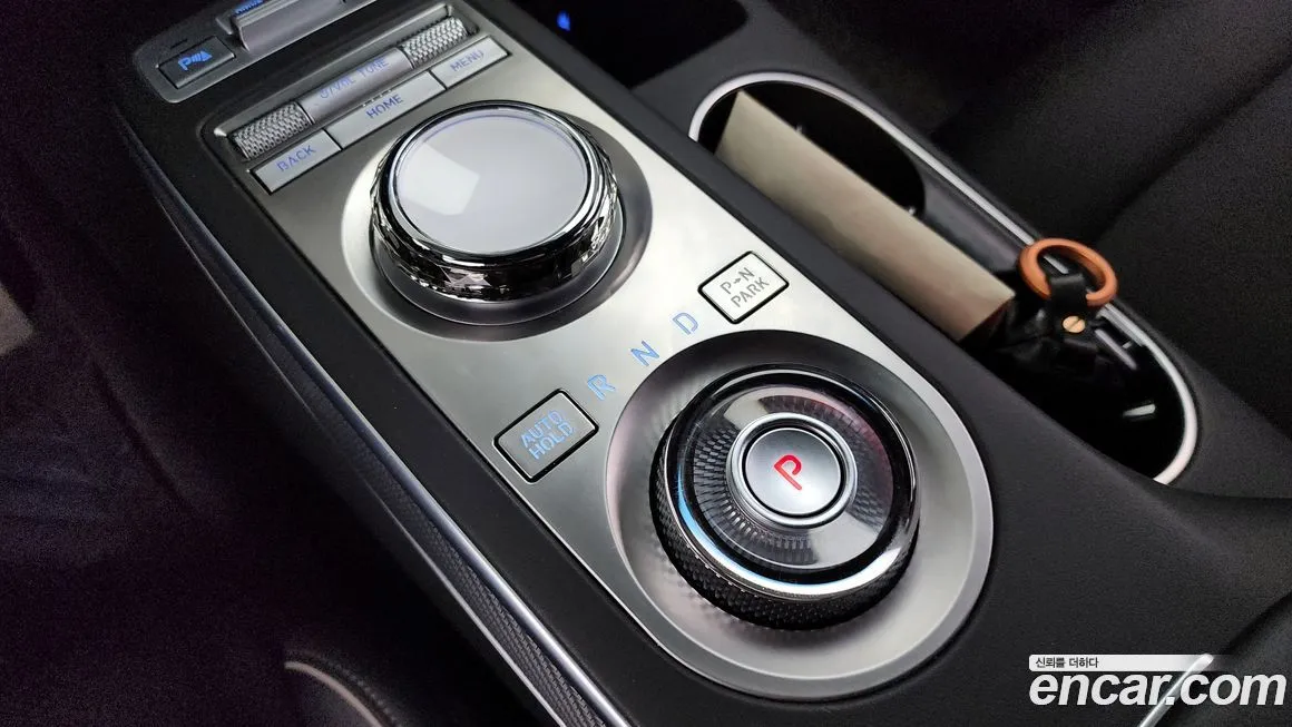 Genesis GV70 — фото 10