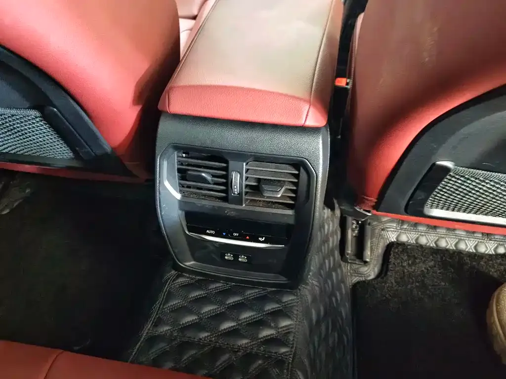 BMW 4 Series 2024 из CN, фото 10