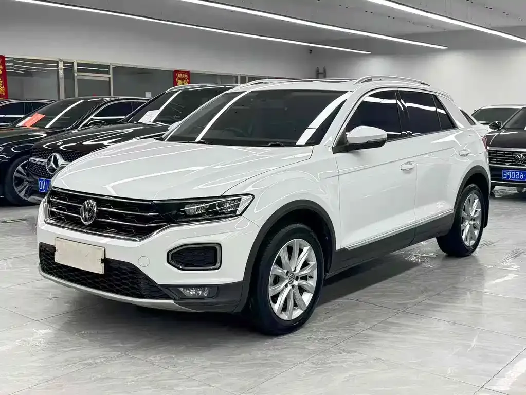 Volkswagen T-Roc 2021 из CN, фото 1
