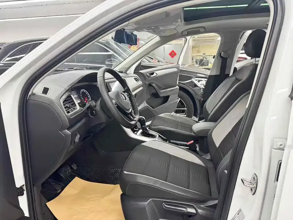 Volkswagen T-Roc 2021 из CN, фото 7