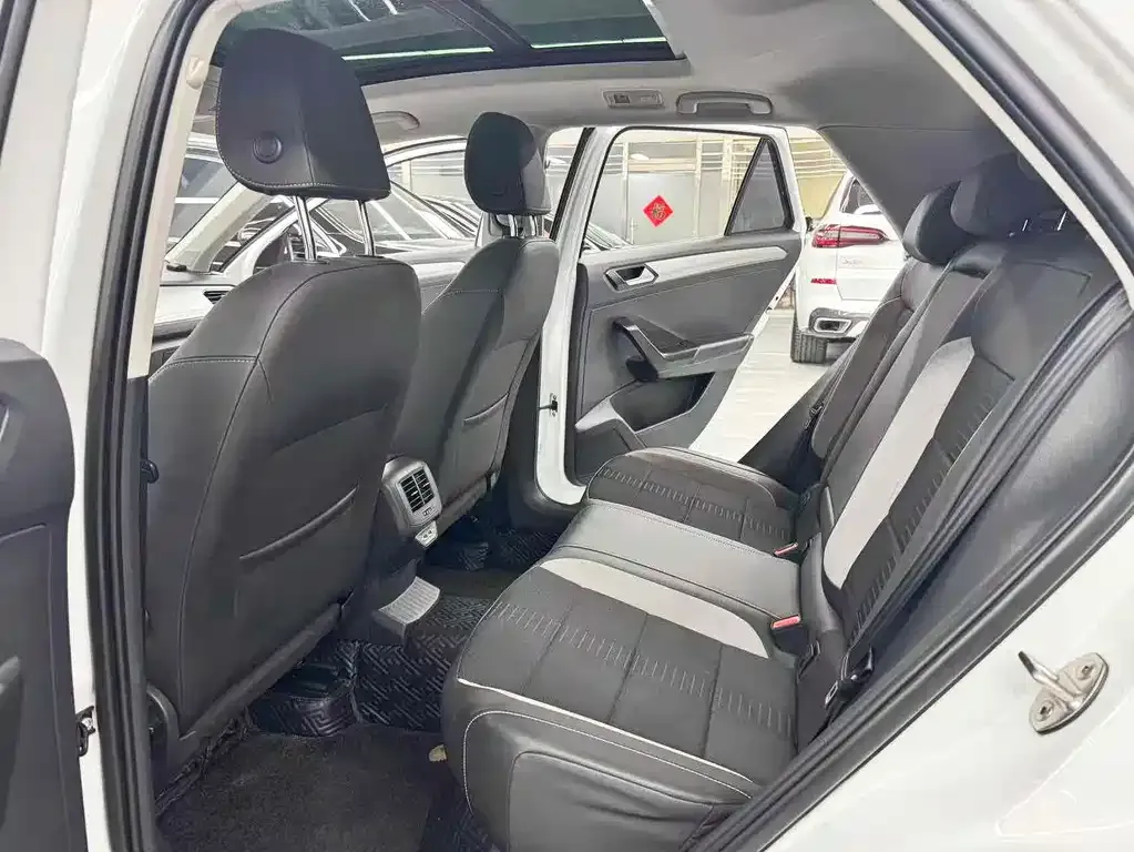 Volkswagen T-Roc 2021 из CN, фото 8