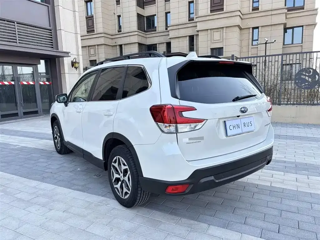 Subaru Forester — фото 3