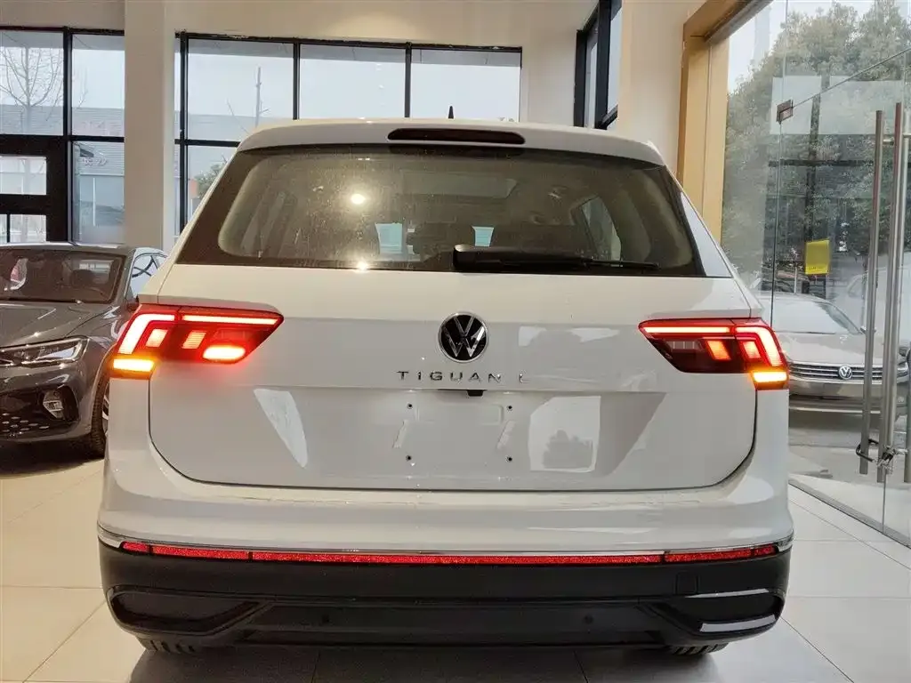Volkswagen Tiguan L 2025 из CN, фото 4
