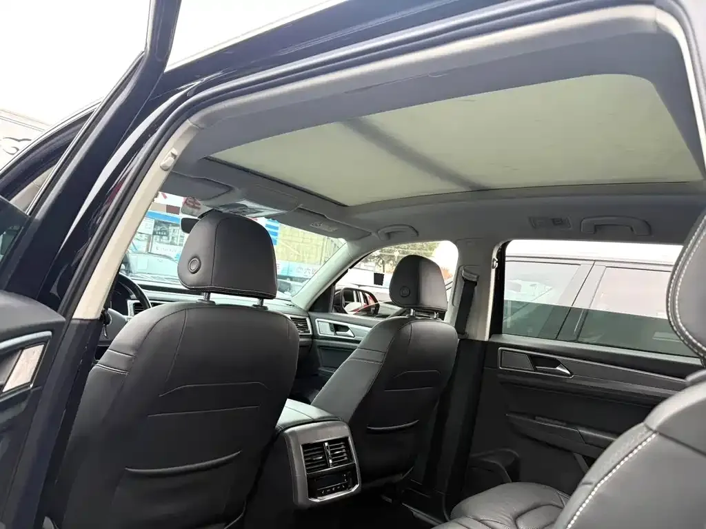 Volkswagen Teramont 2021 из CN, фото 2