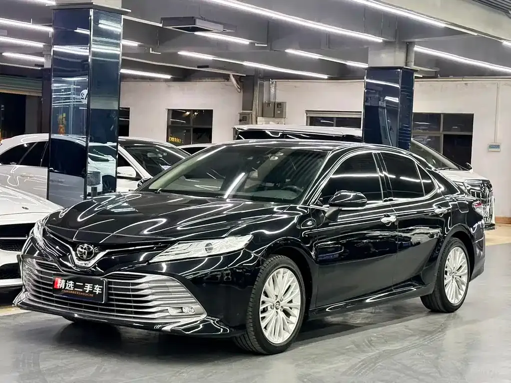 Toyota Camry 2021 из CN, фото 1