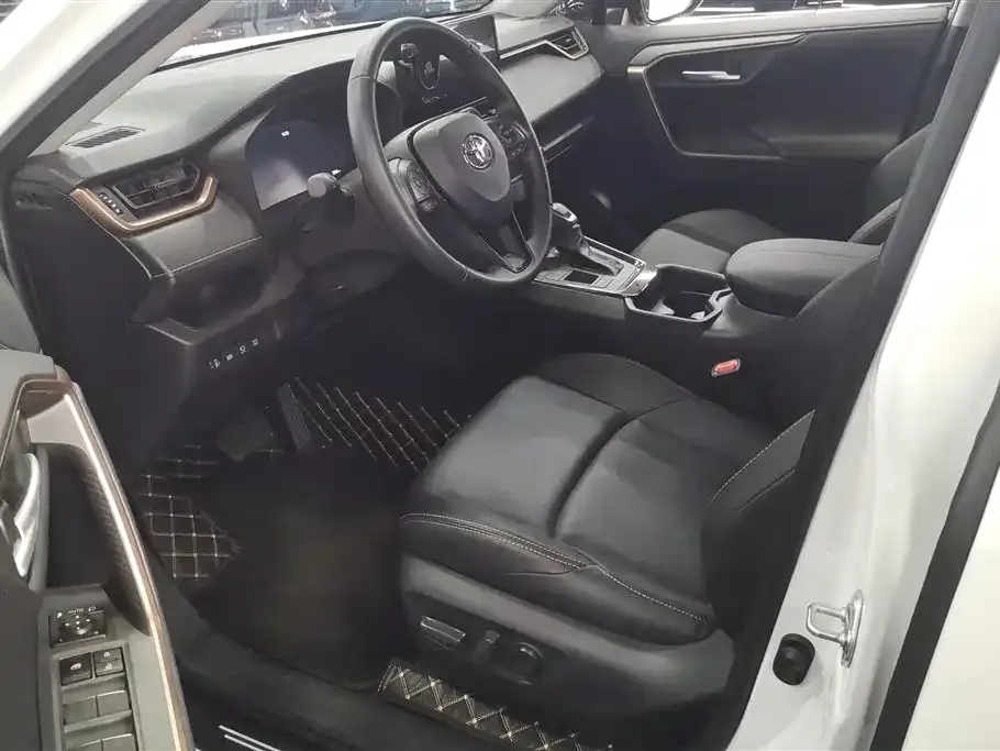 Toyota Wildlander 2025 из CN, фото 9