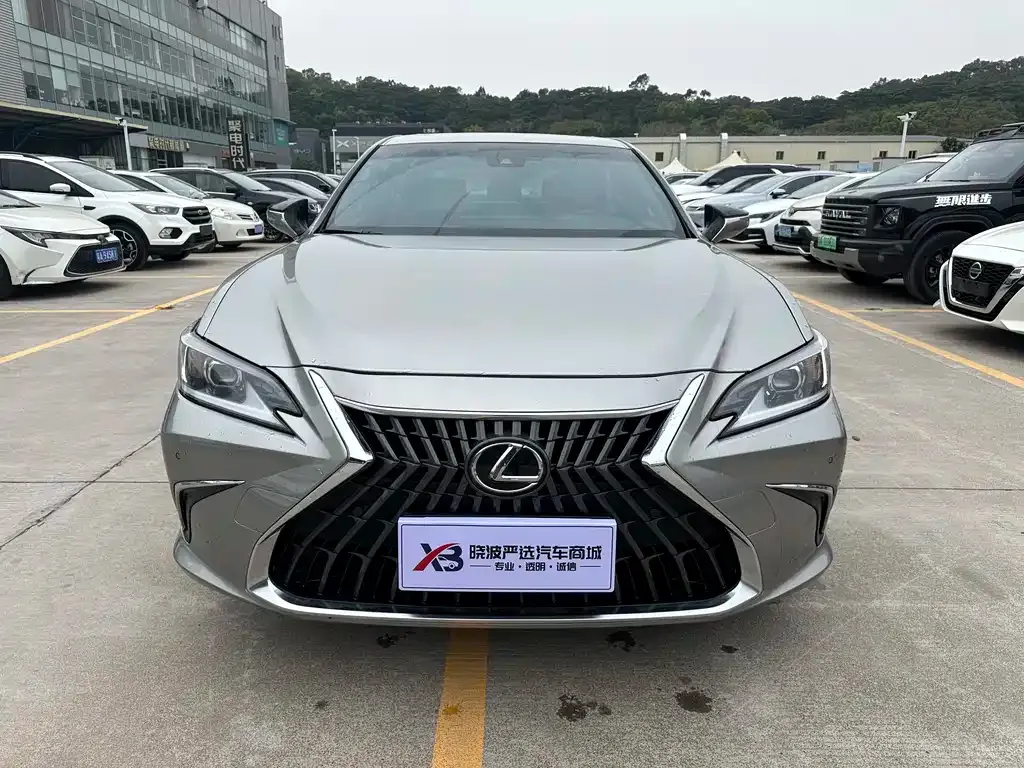 Lexus ES 2022 из CN, фото 2