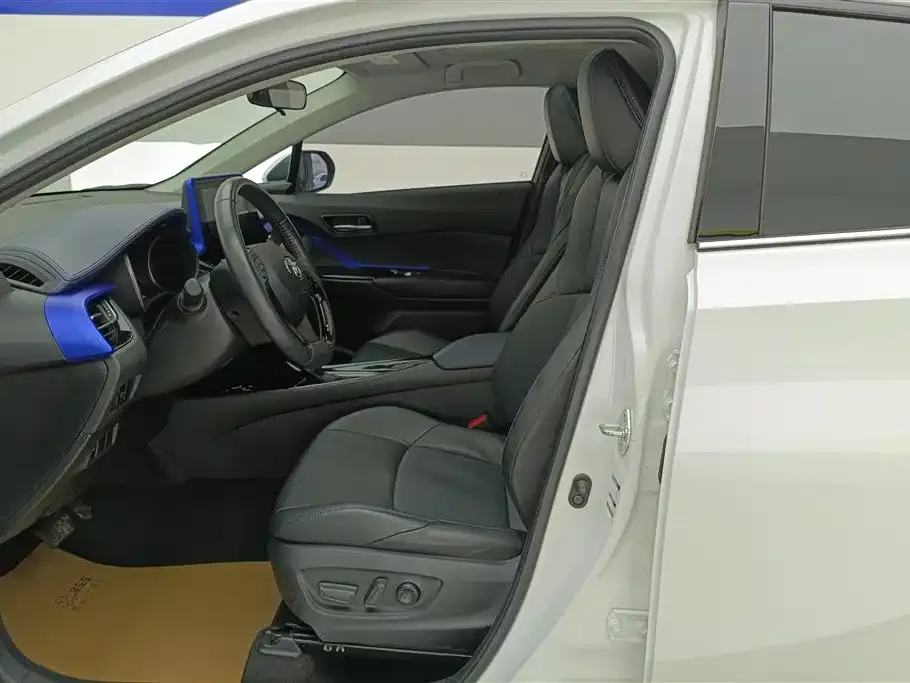 Toyota C-HR 2022 из CN, фото 4
