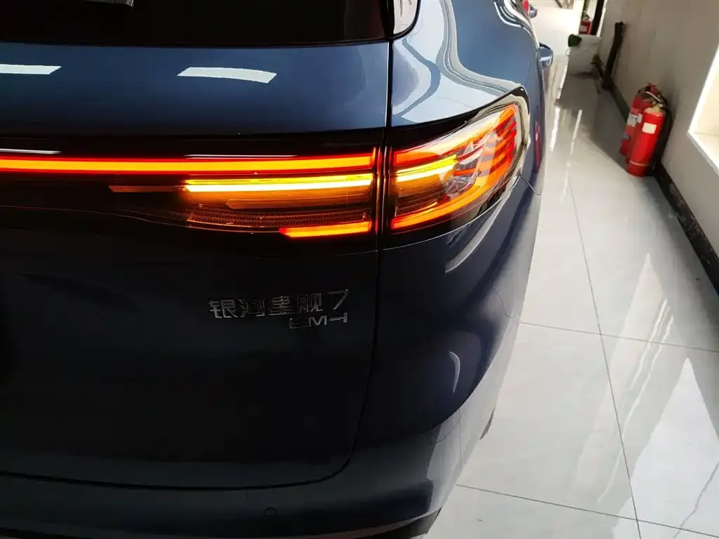 Geely Galaxy Xingjian 7 — фото 3