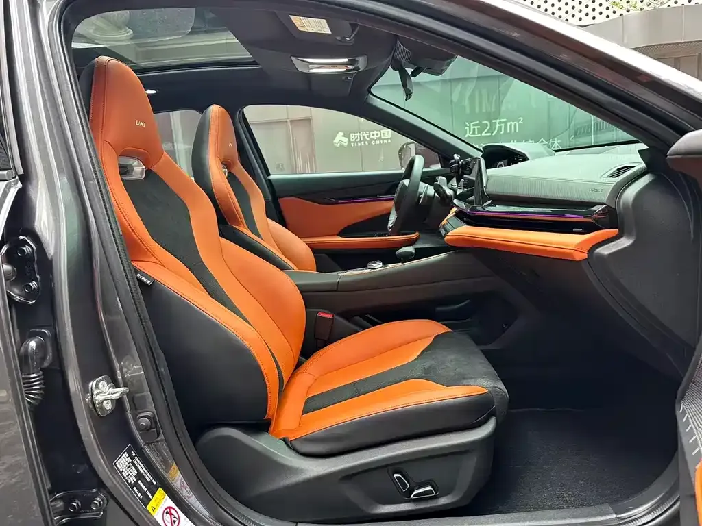 Changan UNI-V 2024 из CN, фото 3