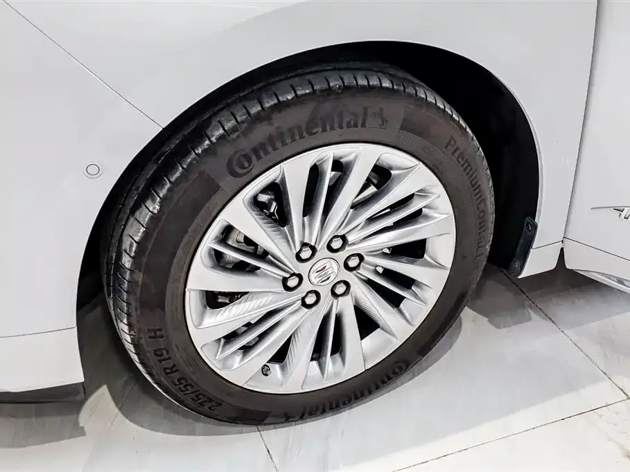 Buick Century 2023 из CN, фото 3