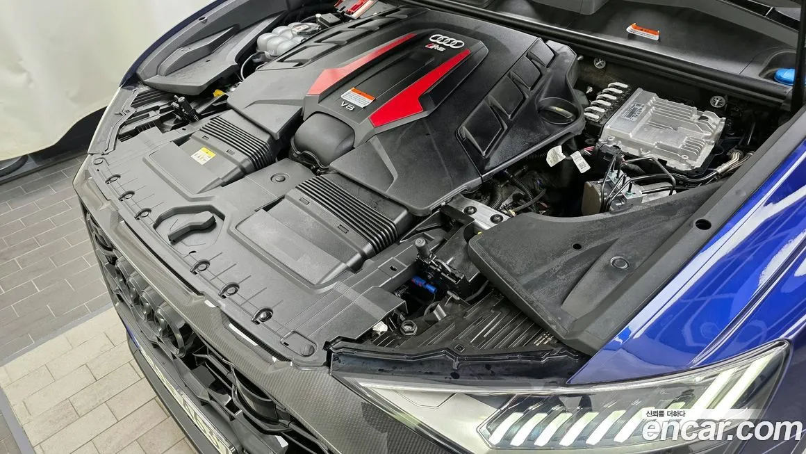 Audi RSQ8 2021 из KR, фото 9