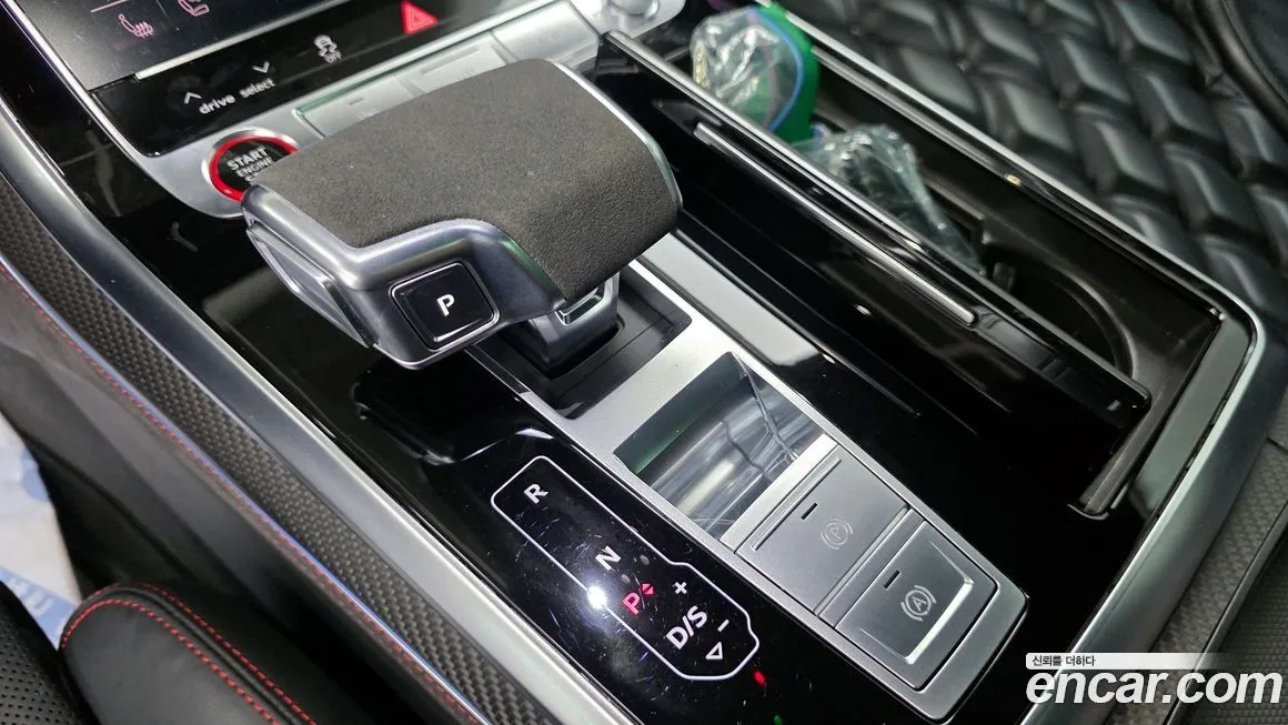 Audi RSQ8 2021 из KR, фото 5