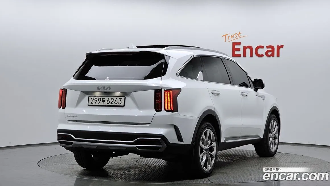 Kia Sorento — фото 3