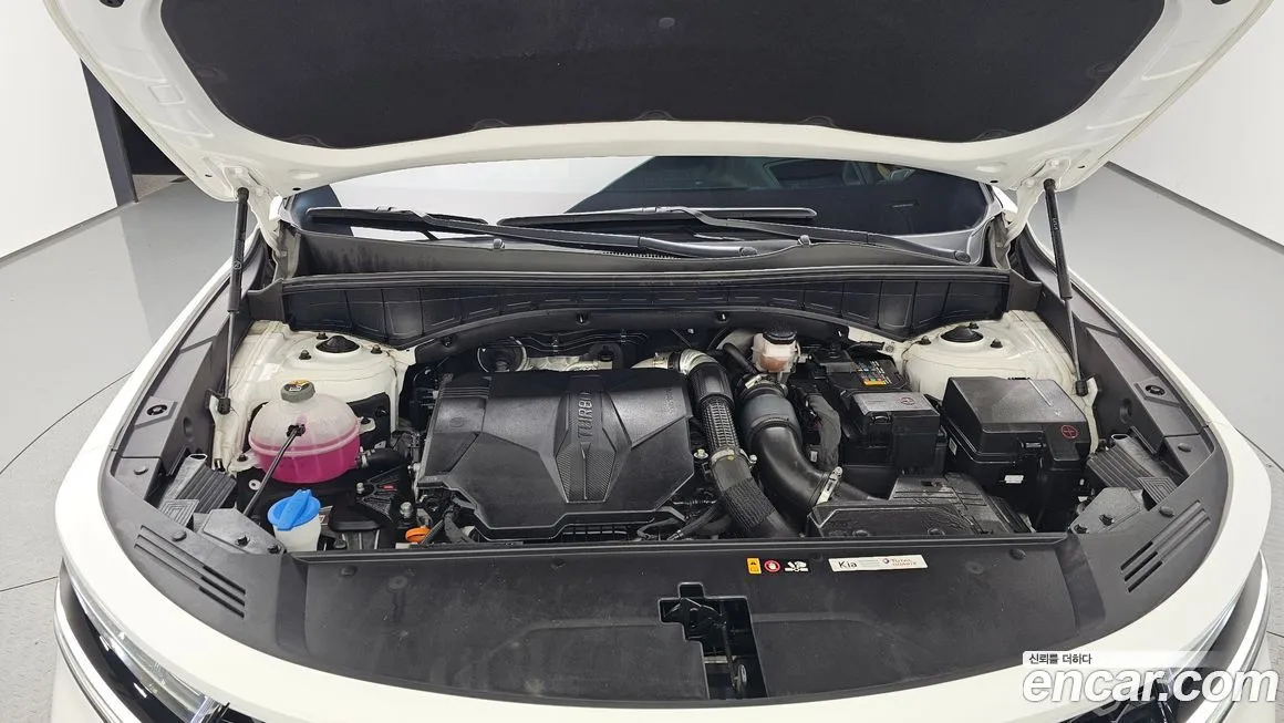Kia Sorento — фото 10