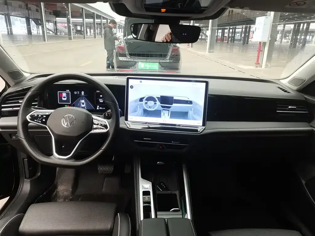 Volkswagen Magotan 2024 из CN, фото 5