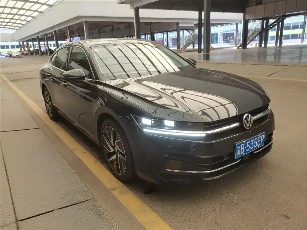 Volkswagen Magotan 2024 из CN, фото 3