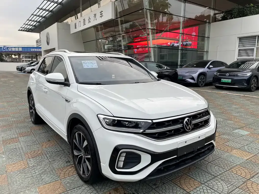 Volkswagen T-Roc 2023 из CN, фото 7