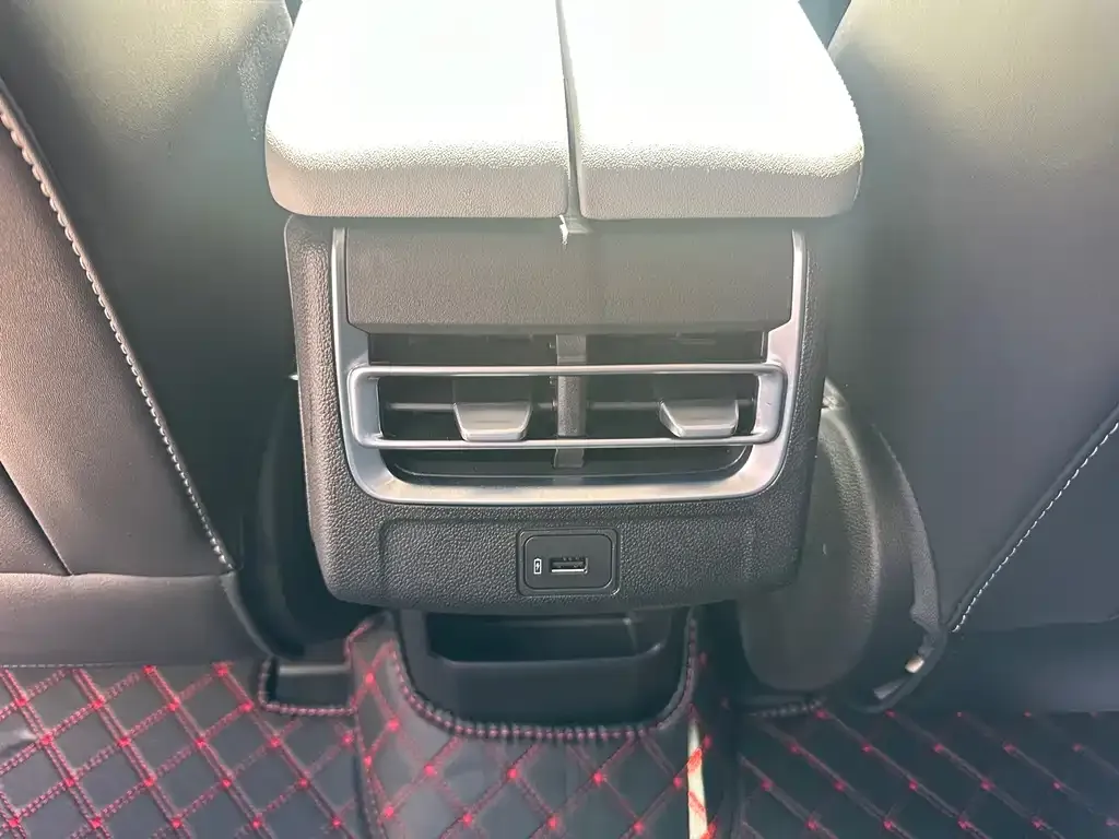 Changan CS75PLUS 2025 из CN, фото 8