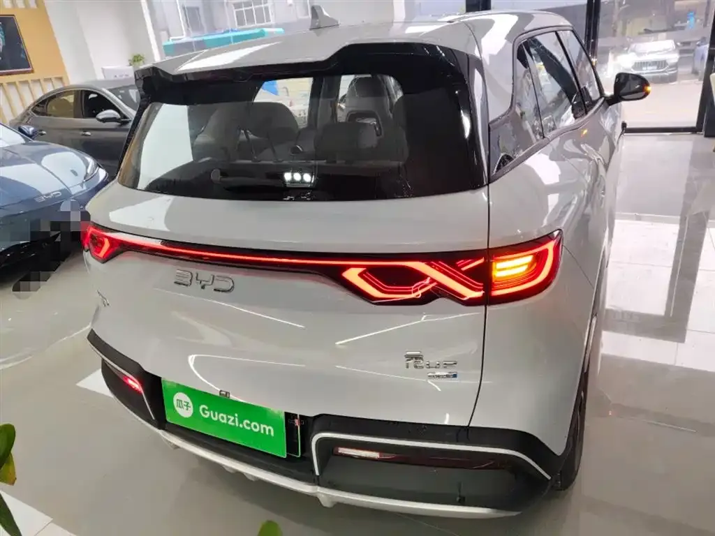 BYD Yuan UP 2025 из CN, фото 9