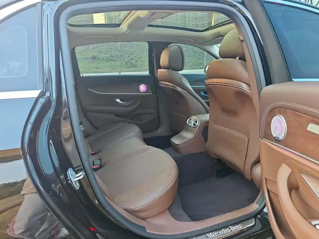 Mercedes-Benz E-Class 2021 из CN, фото 8