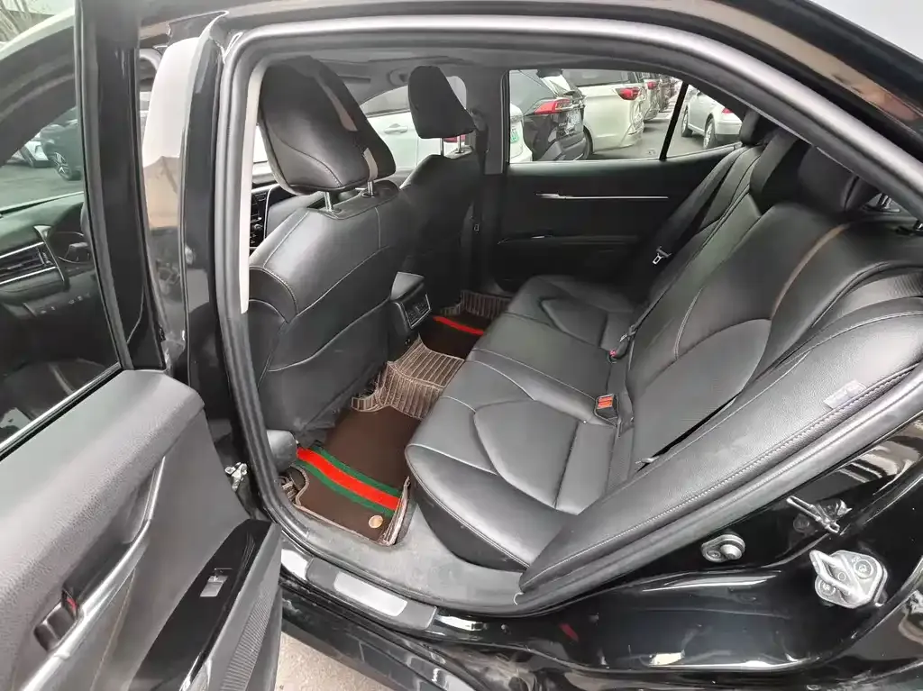 Toyota Camry 2023 из CN, фото 4