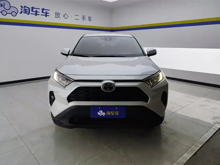 Toyota RAV4 2024 из CN, фото 8