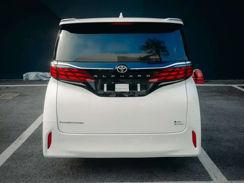 Toyota Alphard 2024 из CN, фото 7