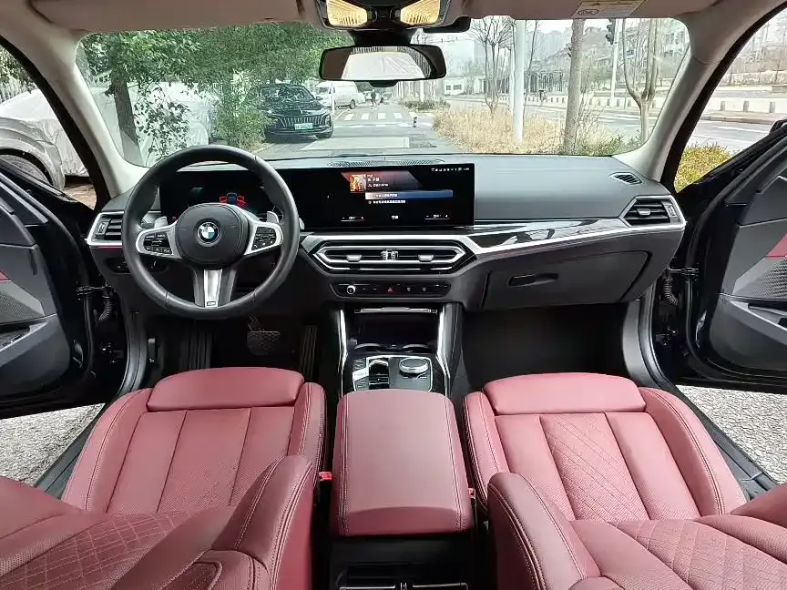 BMW 3 Series 2023 из CN, фото 5