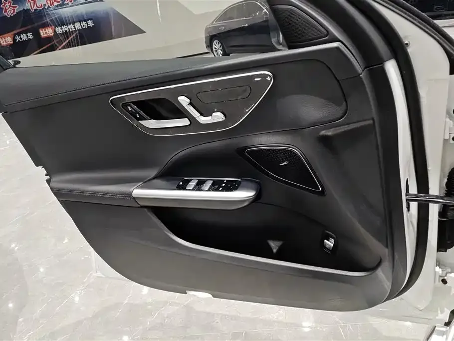 Mercedes-Benz C-Class 2023 из CN, фото 7