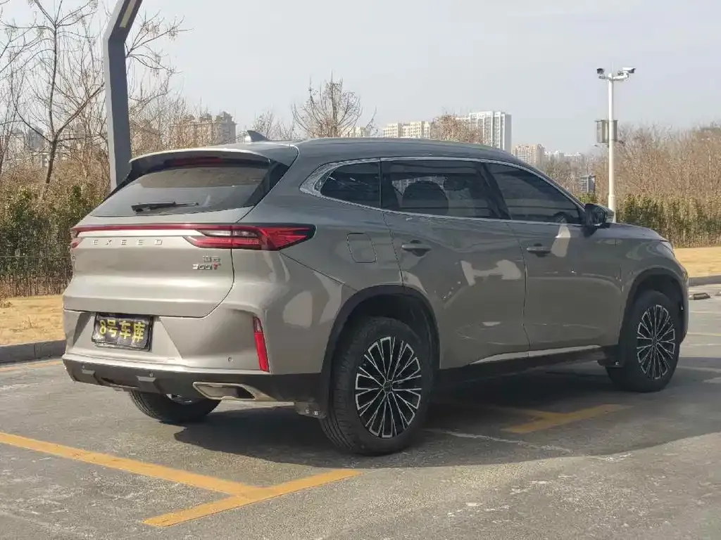 Exeed Lingyun 2025 из CN, фото 8