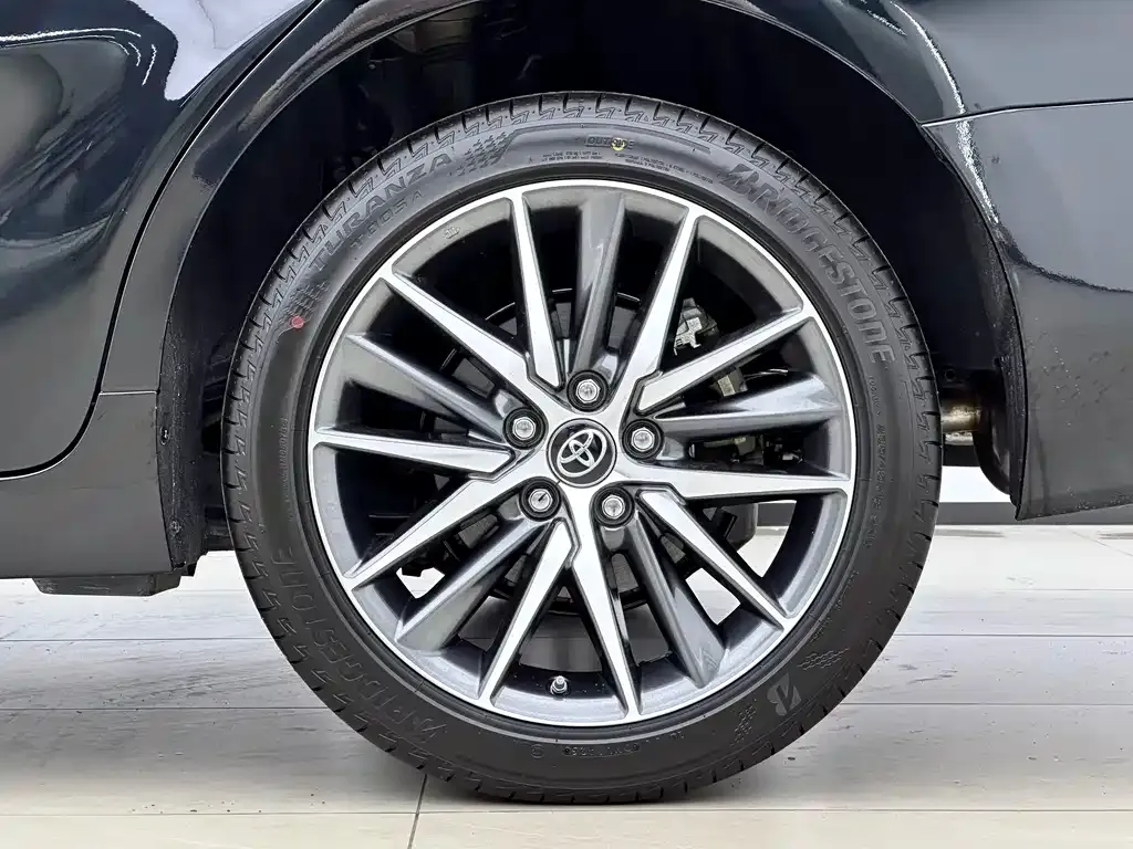 Toyota Camry 2022 из CN, фото 9