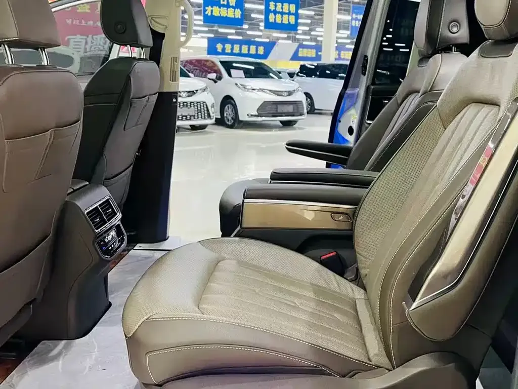 Volkswagen Viloran 2022 из CN, фото 7
