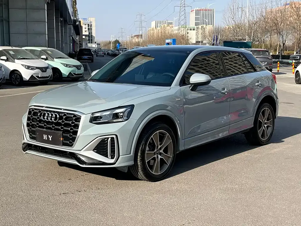 Audi Q2L 2024 из CN, фото 1