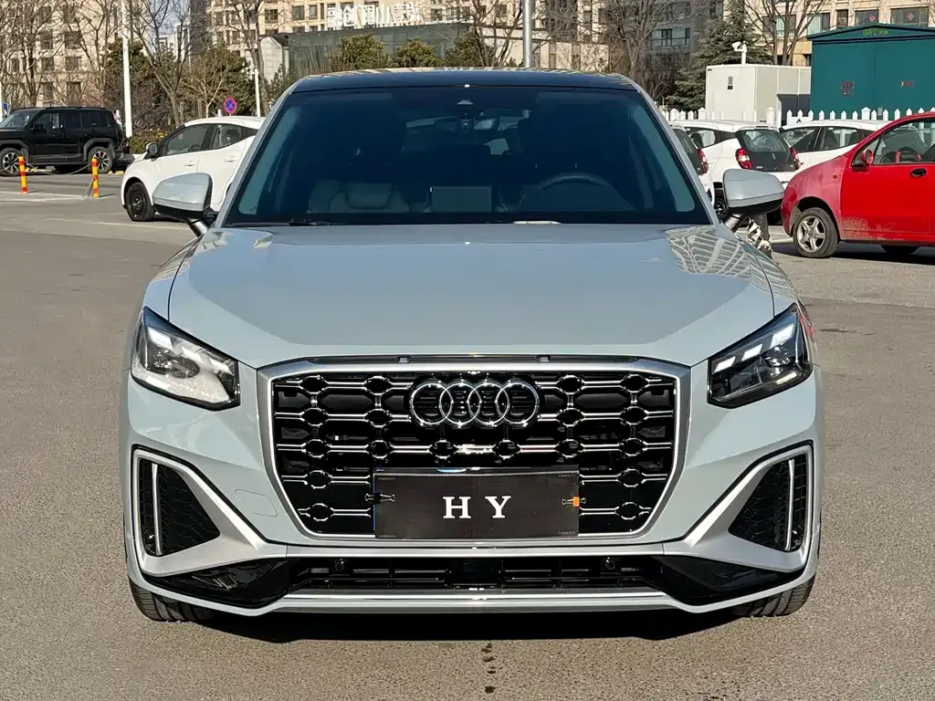 Audi Q2L 2024 из CN, фото 4