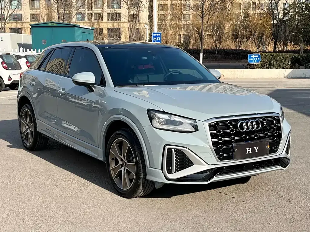 Audi Q2L 2024 из CN, фото 5