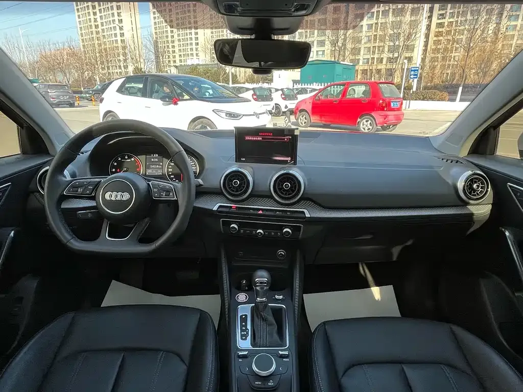 Audi Q2L 2024 из CN, фото 3