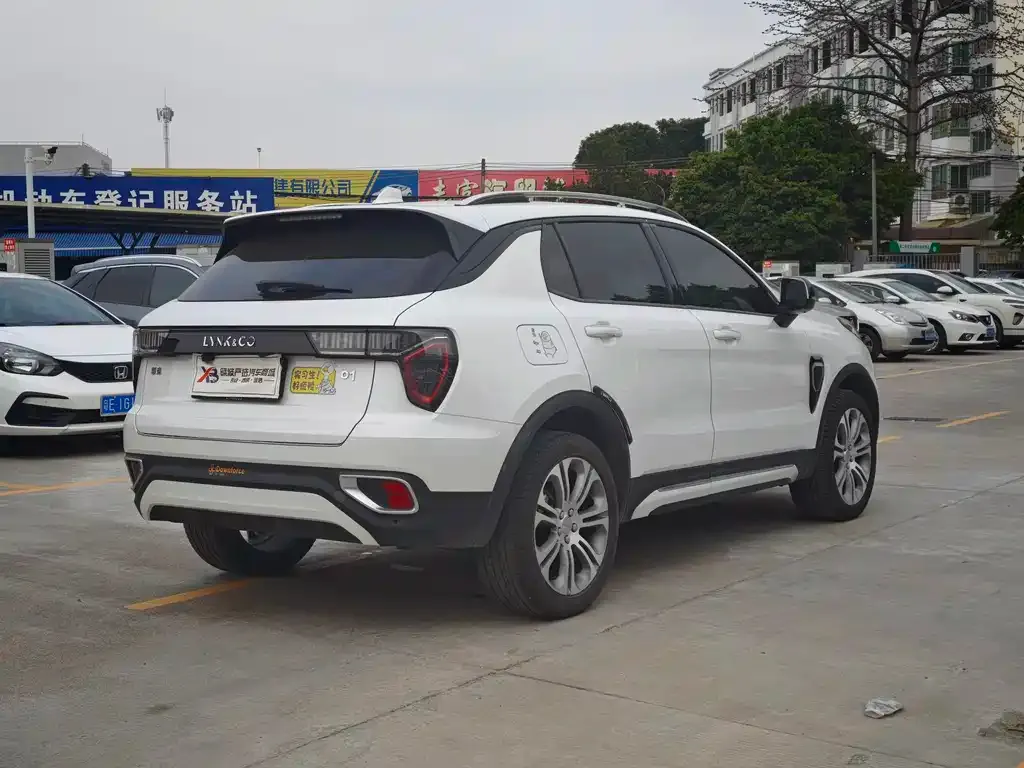 Lynk & Co 01 2021 из CN, фото 3