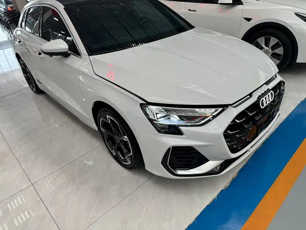 Audi A3 2025 из CN, фото 9