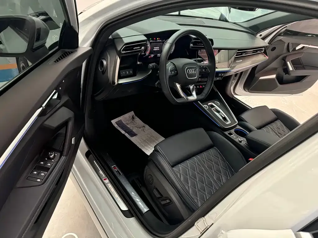 Audi A3 2025 из CN, фото 4