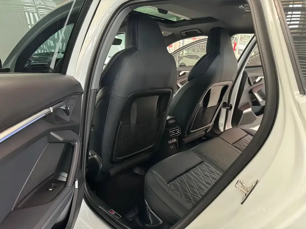 Audi A3 2025 из CN, фото 2