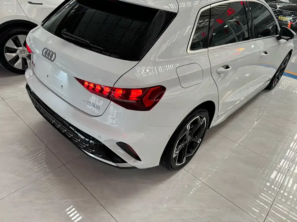 Audi A3 2025 из CN, фото 3