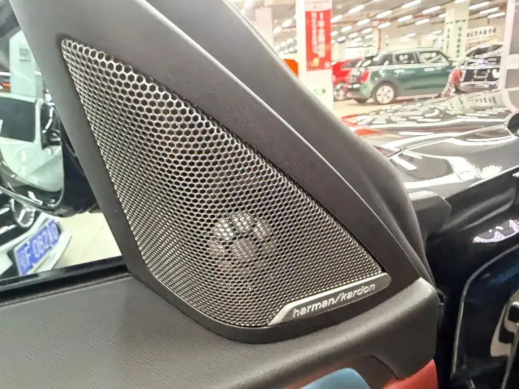 BMW 4 Series 2025 из CN, фото 10