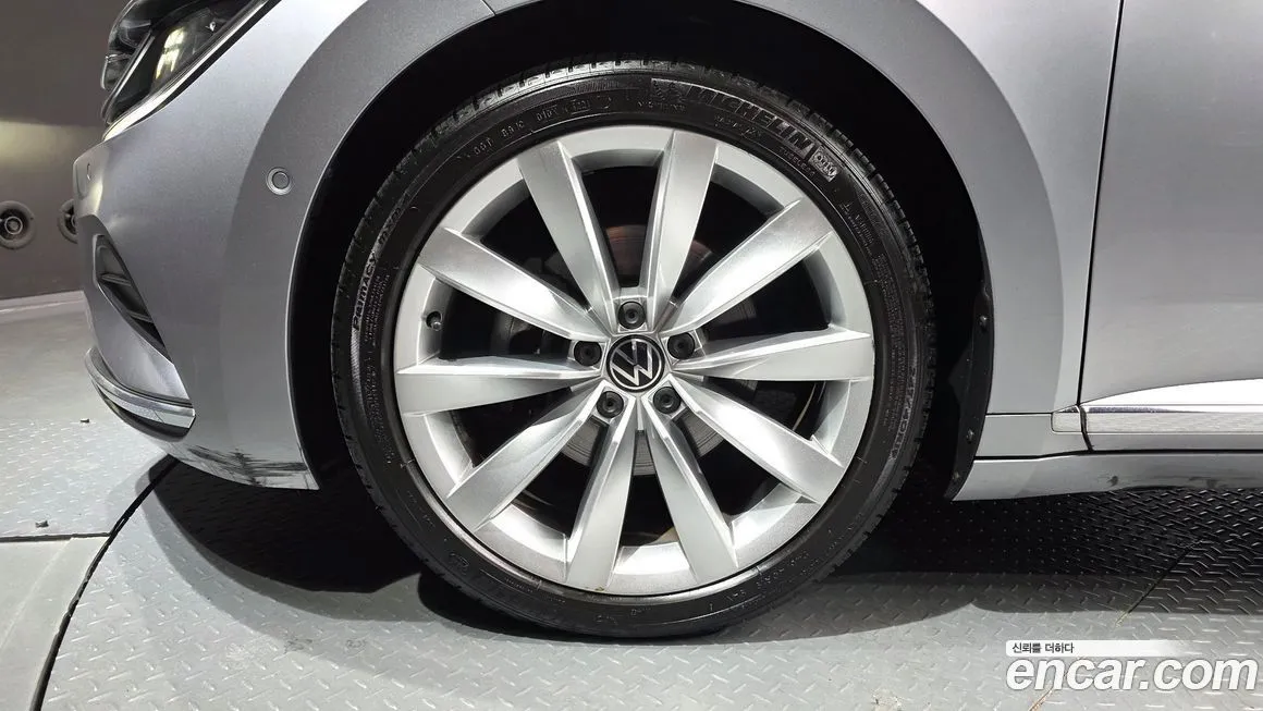 Volkswagen Arteon 2023 из KR, фото 6