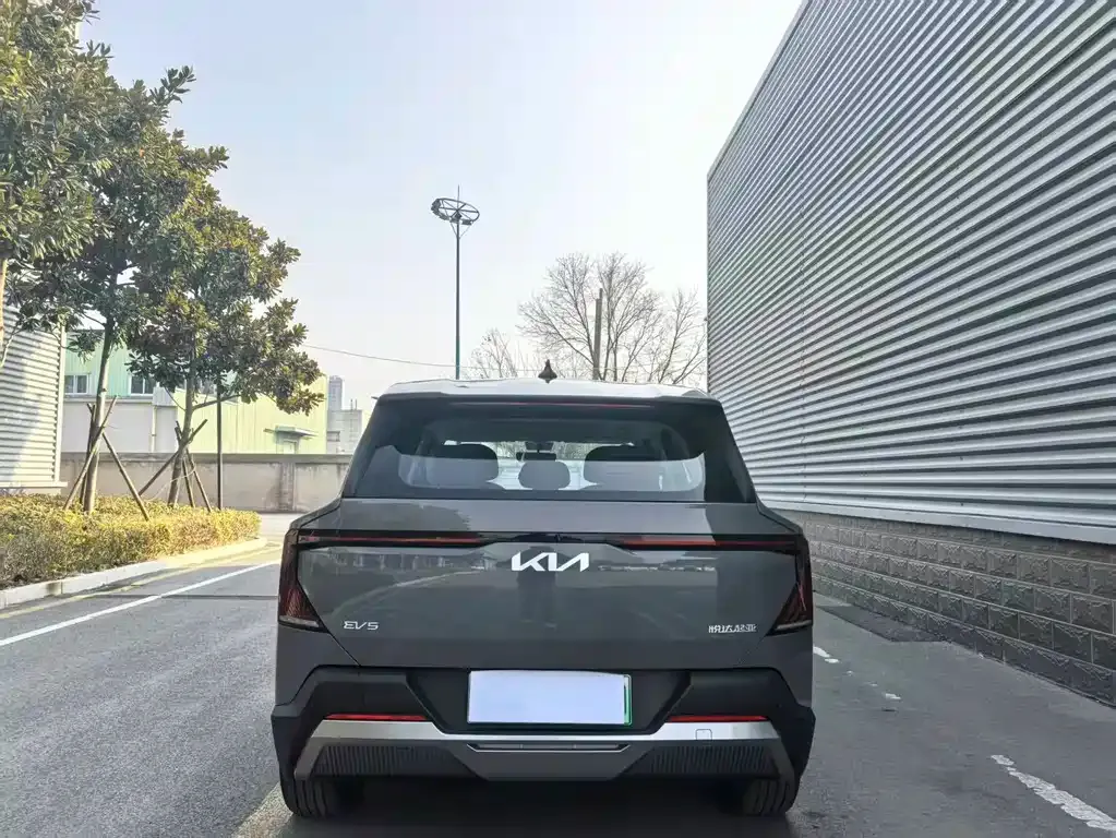 Kia EV5 2024 из CN, фото 5