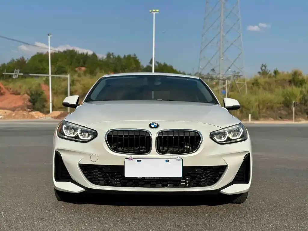 BMW 1 Series 2022 из CN, фото 8