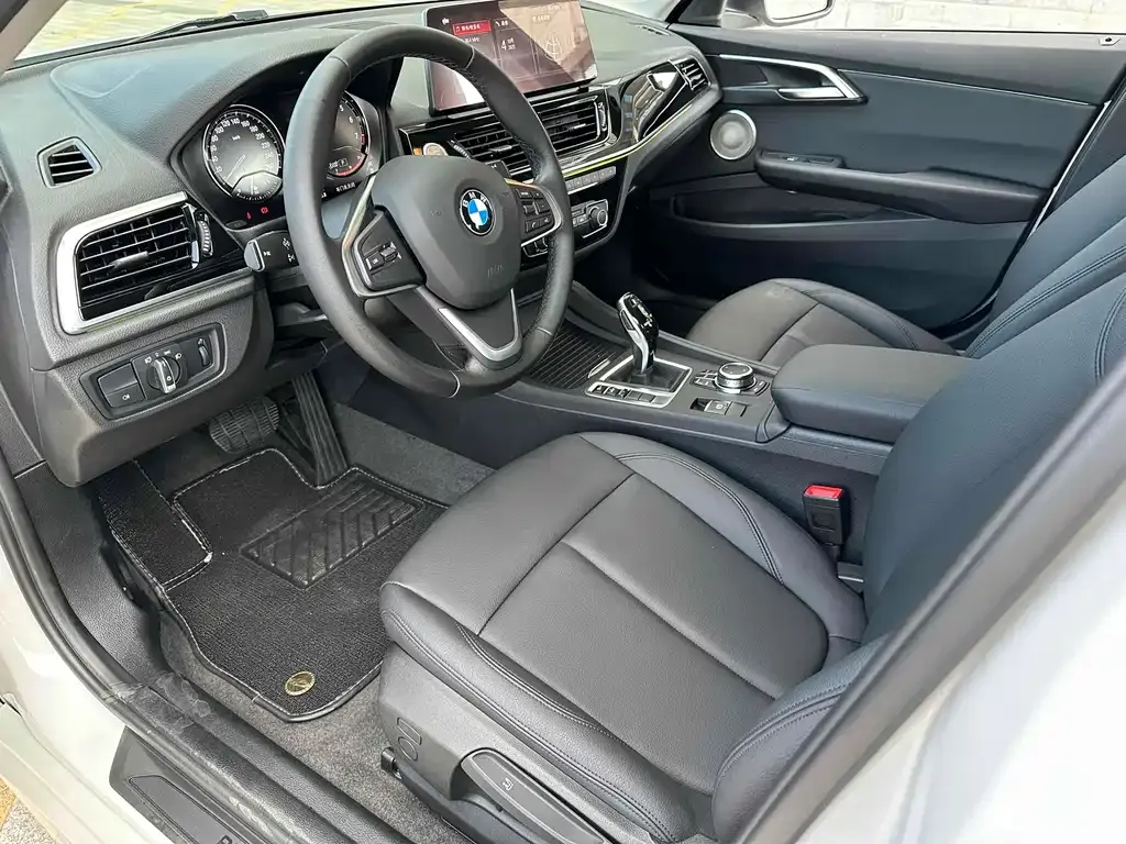 BMW 1 Series 2022 из CN, фото 7