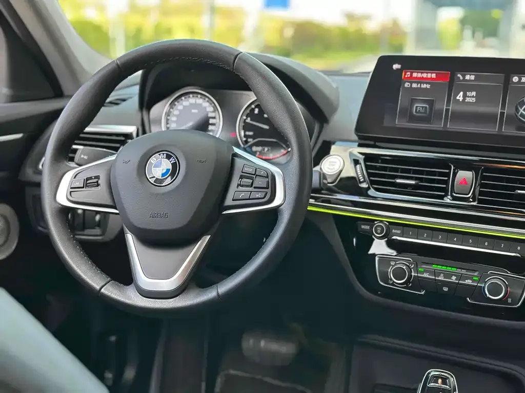 BMW 1 Series 2022 из CN, фото 4