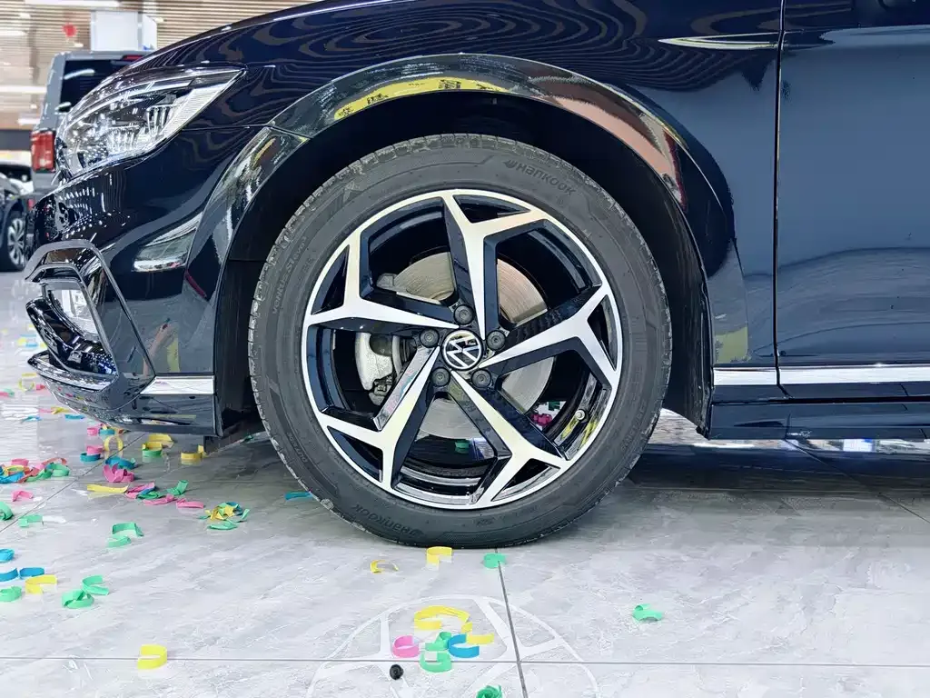 Volkswagen Magotan 2025 из CN, фото 10